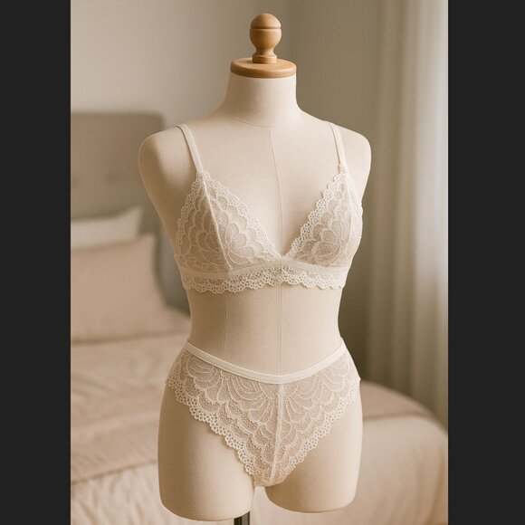 Frederick's Hollywood Lace Bralette Panty Set 1X White Nude Bridal Bow Sexy NWT - Picture 2 of 13